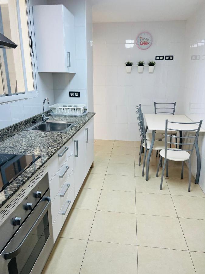 Apartamento Centro 3 Habitaciones Con Aire Acondicionado Y Wifi A 150M De La Playa Y Castillo Пеніскола Екстер'єр фото